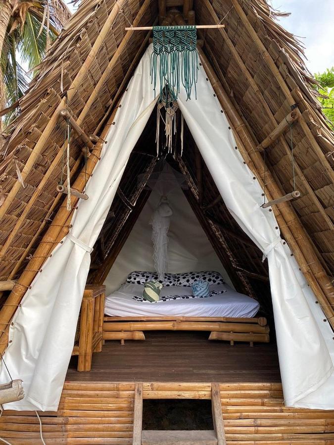 Georgia'S Neverland Hostel Malapascua Extérieur photo