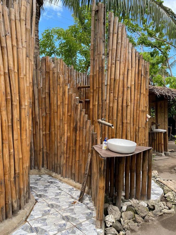 Georgia'S Neverland Hostel Malapascua Extérieur photo