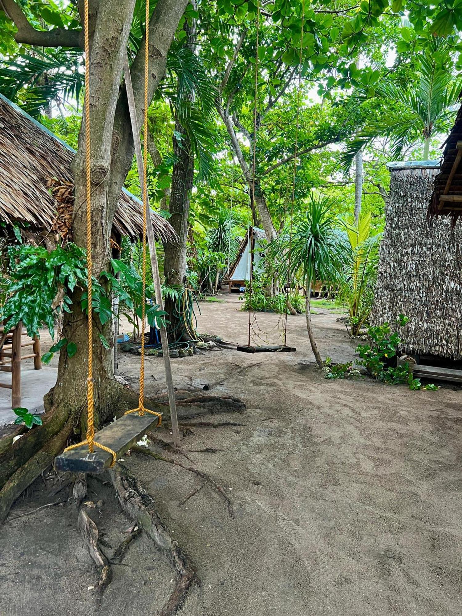 Georgia'S Neverland Hostel Malapascua Extérieur photo